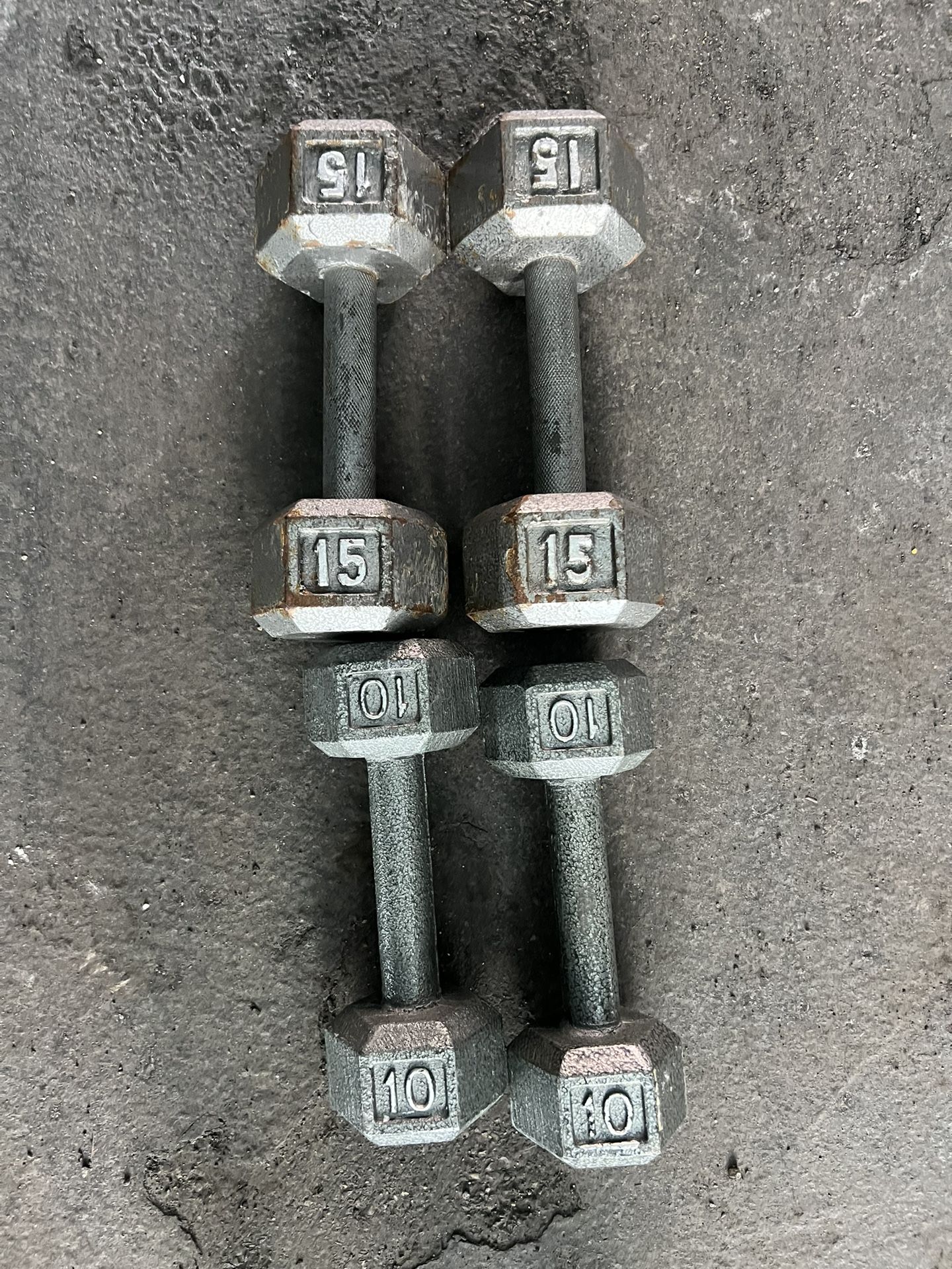 10 And 15 Pound Dumbbells, Hex 