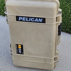 Pelican 1510 Rolling Case 