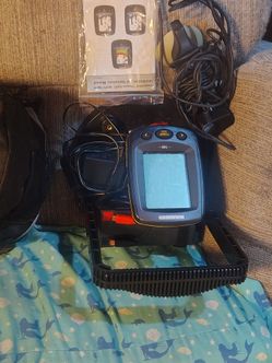 Humminbird PiranhaMax 160 PT Portable Fish Finder Kit