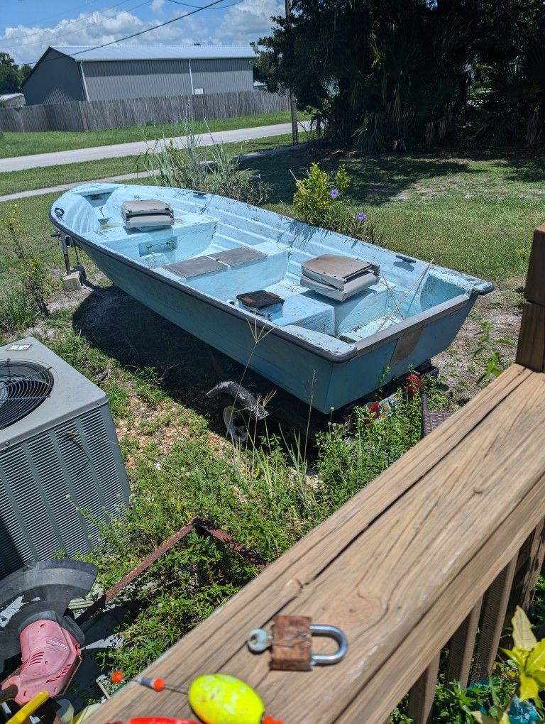 2005 V-bottom Fiberglass