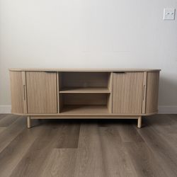 Curved Coastal Tv Stand