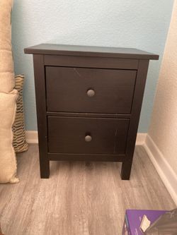 Dark wood, two drawer end table