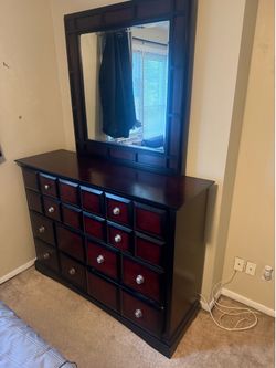 Moving sale