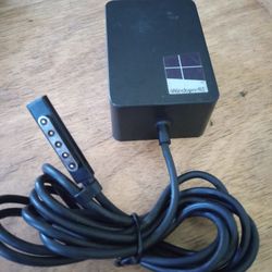 GENUINE AC CHARGER 12V - 2A FOR WINDOWS SURFACE RT, RT2 , 1512, 1513, 1516