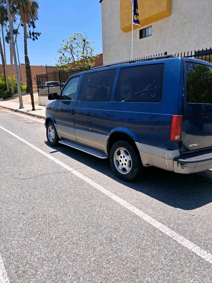 2005 Chevrolet Astro