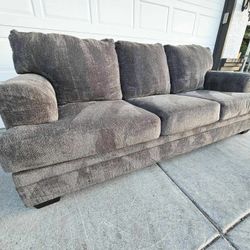 Clean Condition ✅️ Soft Charcoal Grey Couch Sofa Nicely Cushioned 1PC 