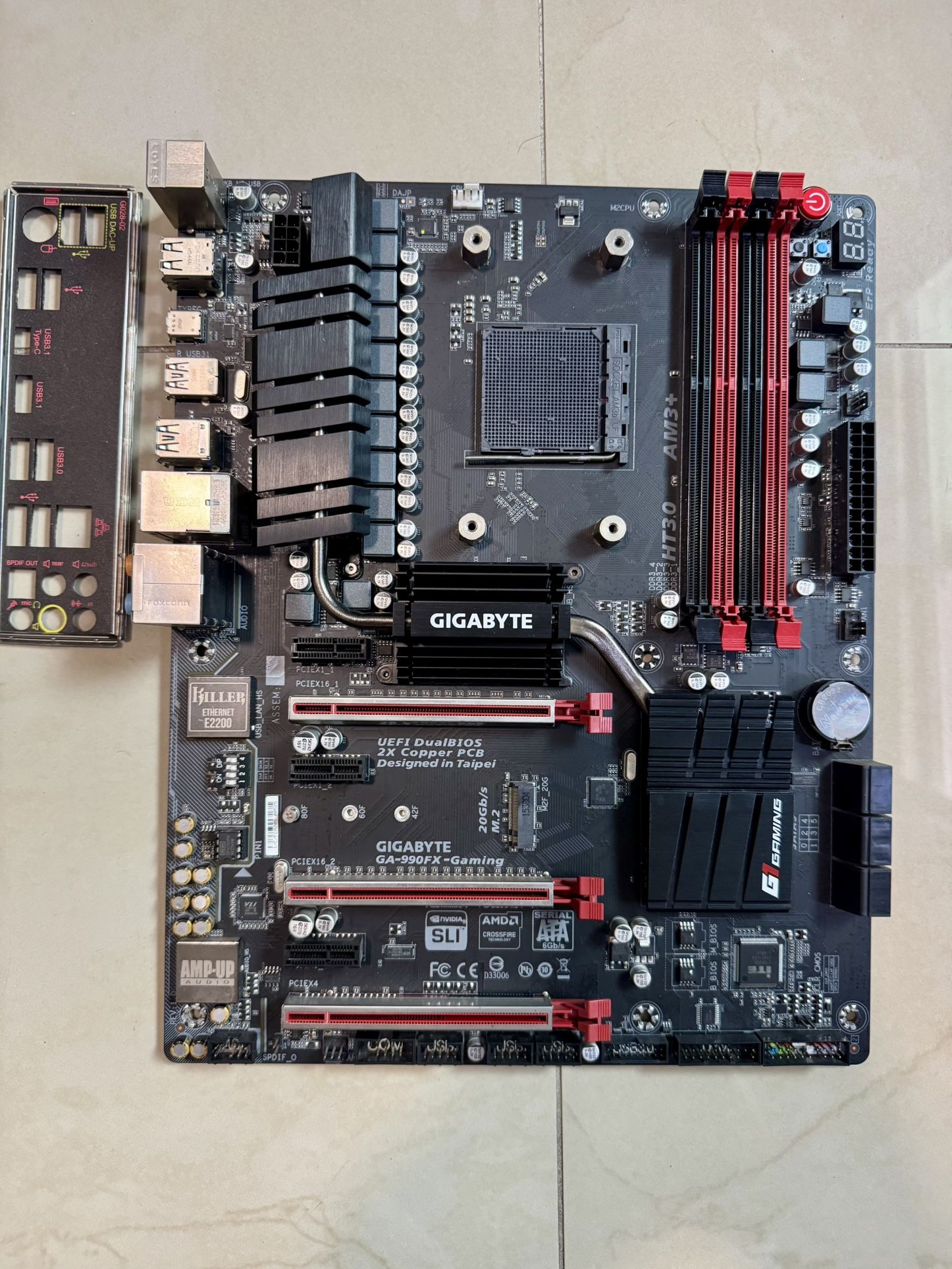 π₯οΈ GIGABYTE GA-990FX-Gaming Motherboard (AM3+, ATX)
