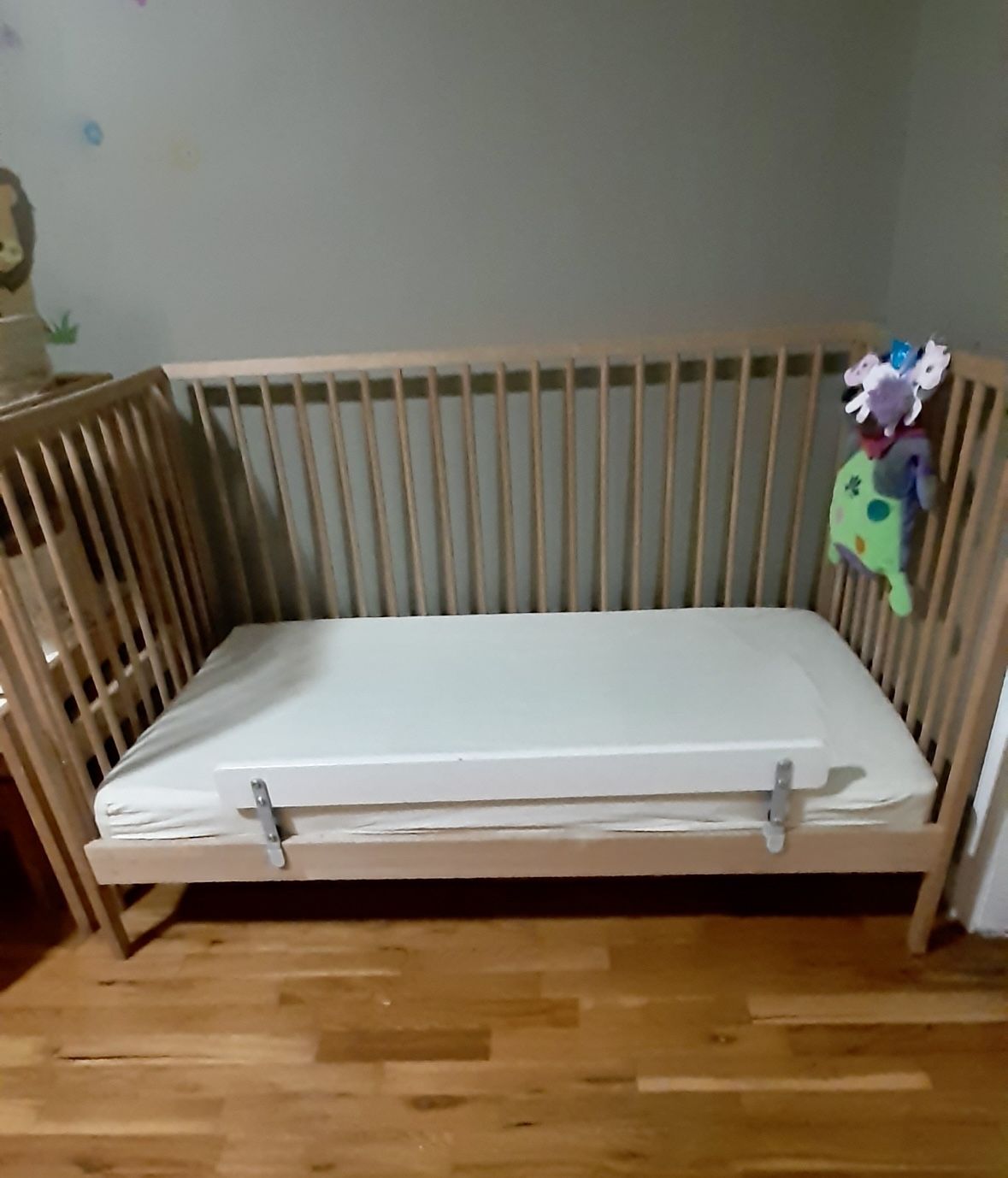 Child's Crib 