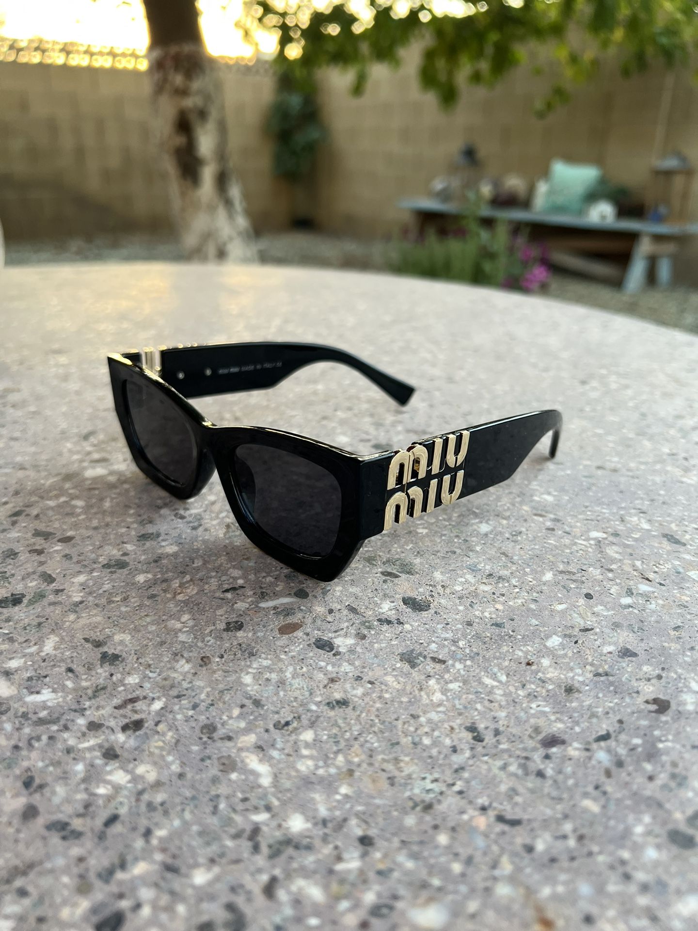 Miu Miu Sunglasses Women (D)(U)(P)(E)