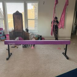 Gymnastic Balance Beam with Adjustable Height