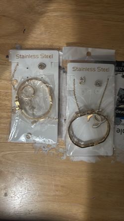 Stainless Steel Gold-Tone Jewelry Sets x2