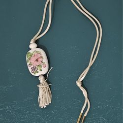 Vintage Avon Hand Painted Pendant Necklace