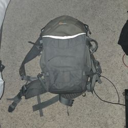 Camera Backpack - Lowepro Flipside Trek BP 450