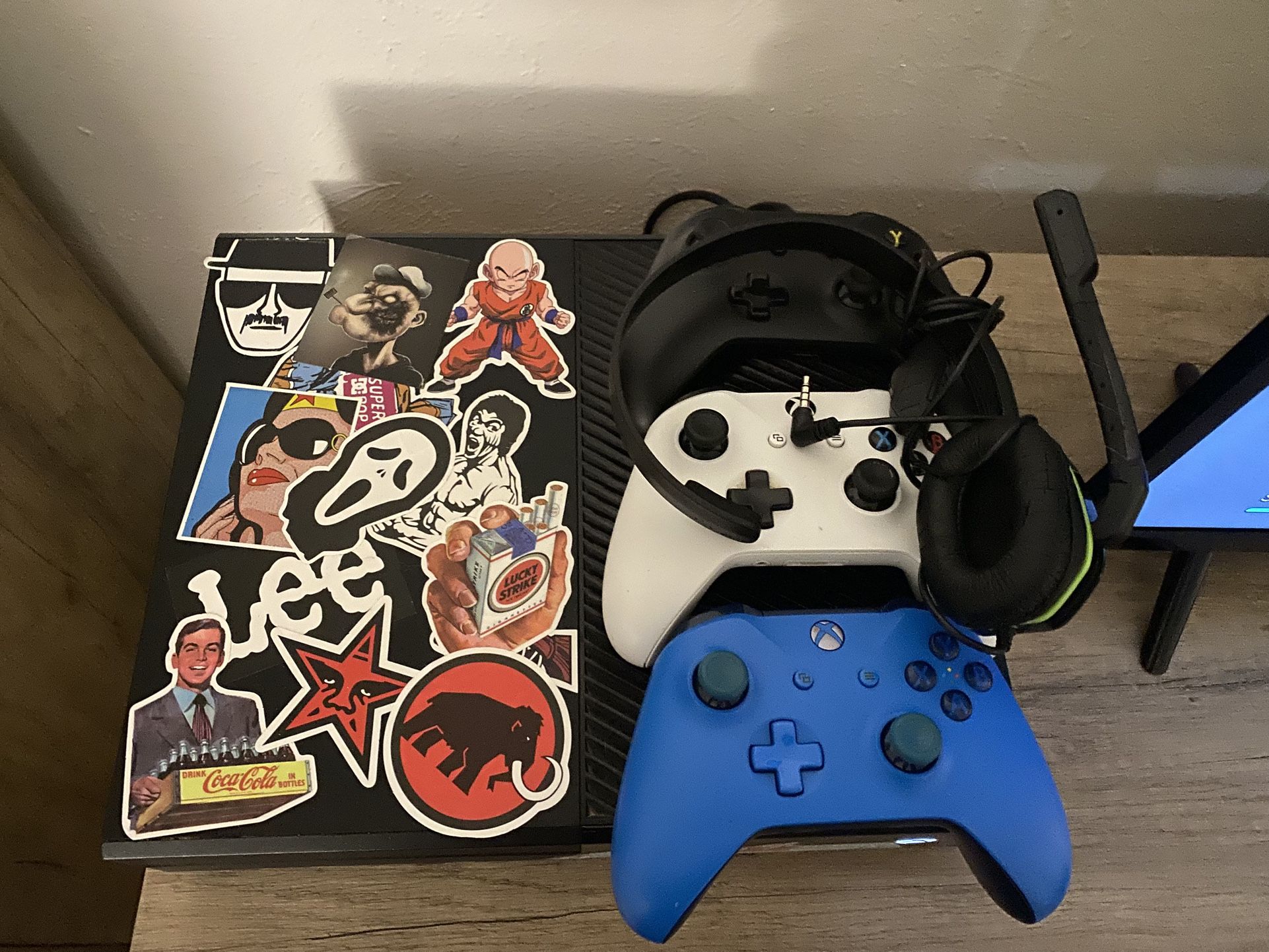 Xbox One Bundle