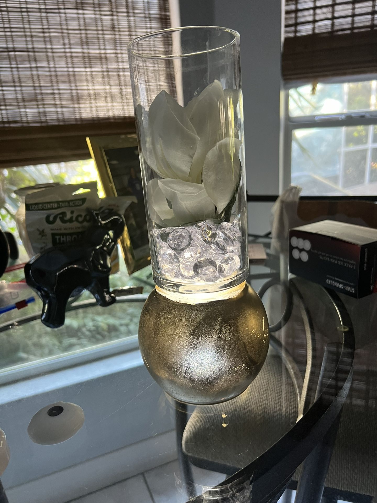 4 Beautiful Glass Centerpieces For Weddings / Parties