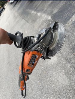 Angle grinder