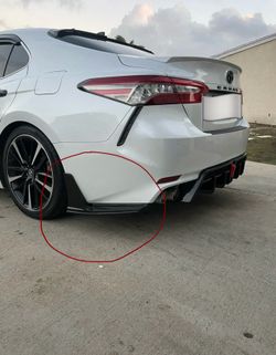 Toyota Camry rear side skirts
