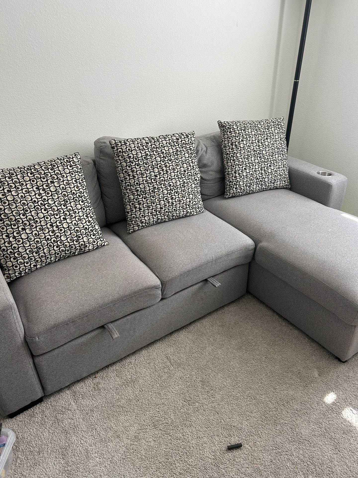 Couch (pullout) w/ chaise 4 USB Ports And Two Stainless Steel Cup Holders