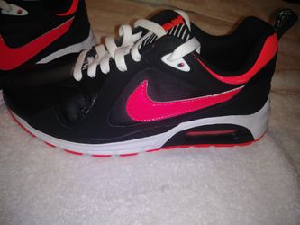 Brand NEW Nike Airmax Shoes