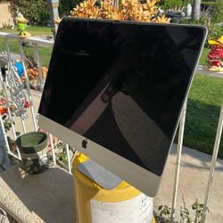 Mac Computer Glass