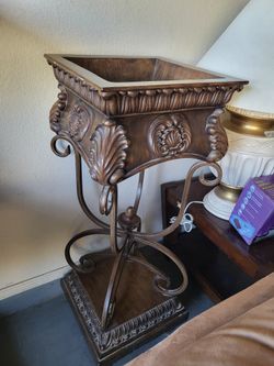 Plant Stand