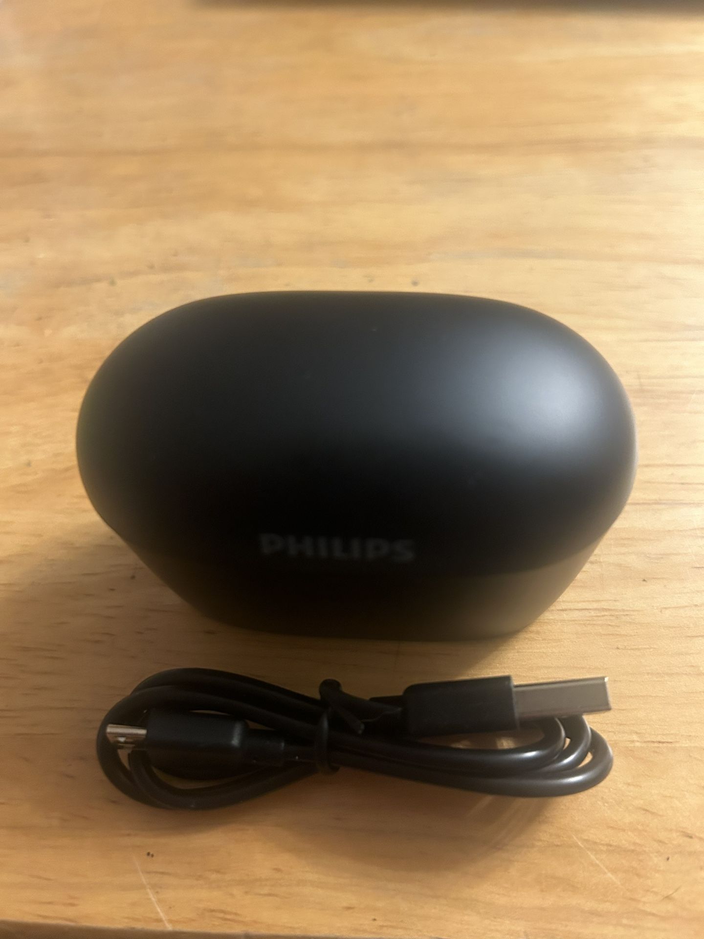 Phillips Wireless Headphones With Charger