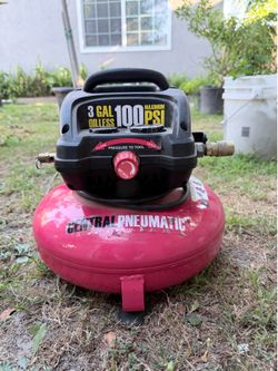Central Pneumatic 3-Gallon, 100 PSI Oilless Pancake Air Compressor