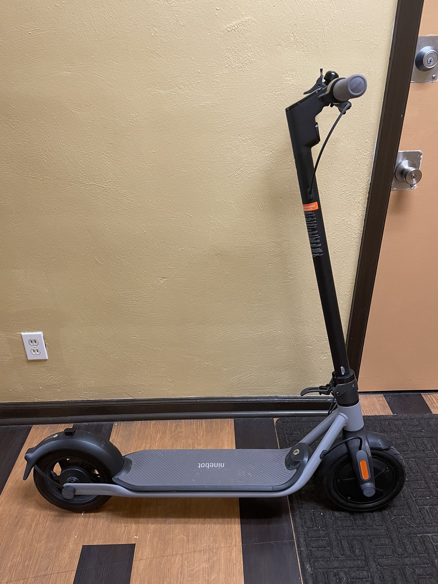 Segway Ninebot D18W