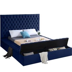 Bliss Velvet Navy Queen Bed (3 Boxes)

