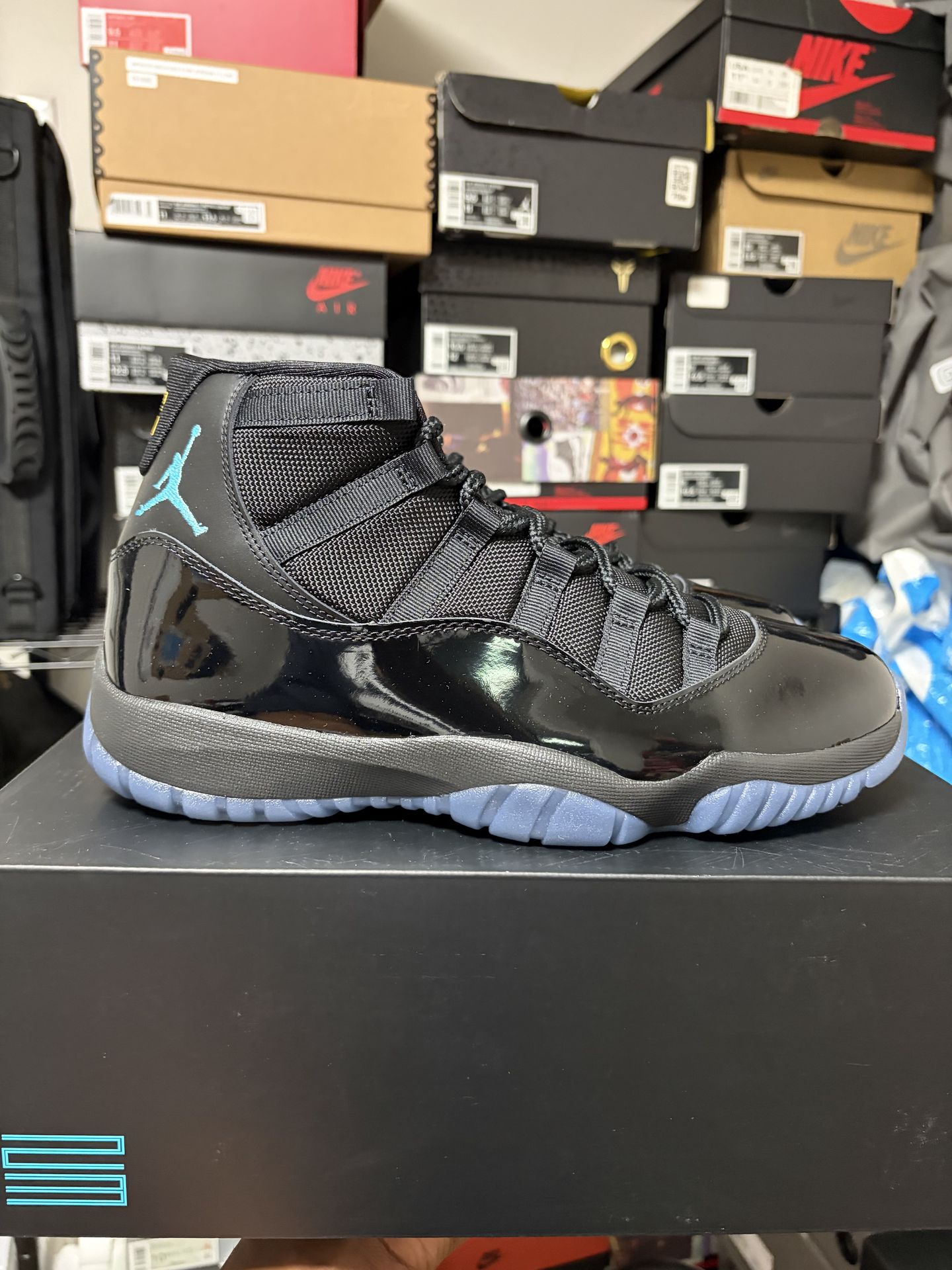 Gamma Jordan 11 size: 4.5y and 11