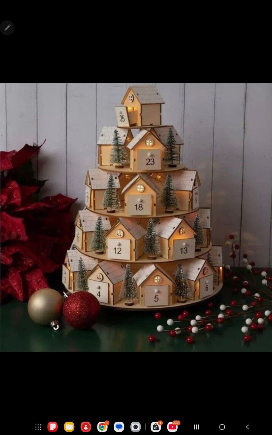 Christmas Exclusive- Light Up Advent Calendar, Lights Included