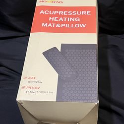 Heating pad with heating pillow