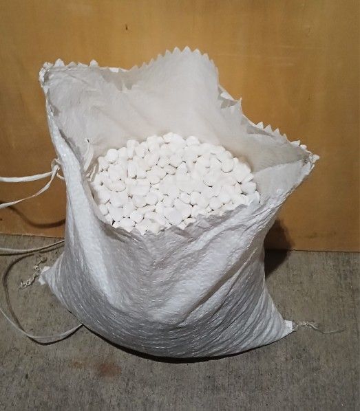 Ice White Tumbled Marble Pebbles 3/8" - 5/8"