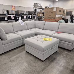 Thomasville Tisdale modular sectional 6 piece with storage ottoman