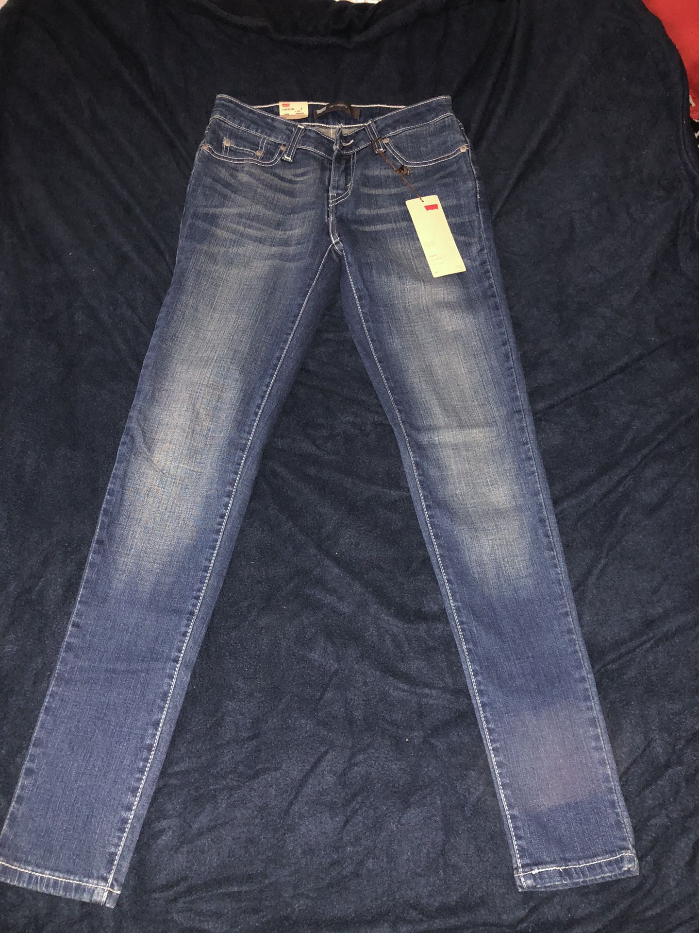 Levi’s jeans size 3