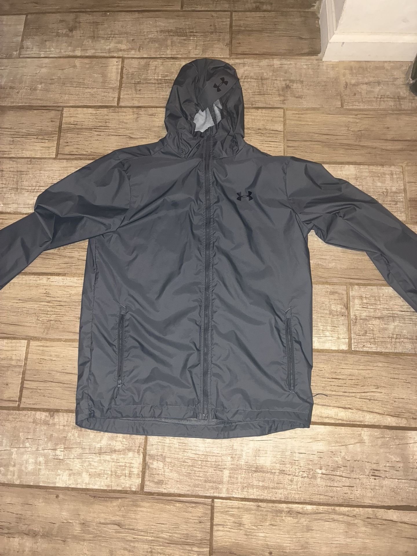 Men’s Under Armour Jacket (medium)