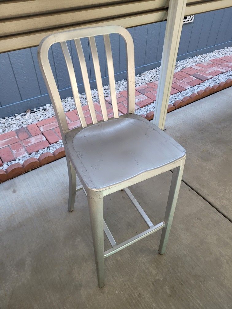 Sliver High Chair's