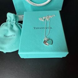 Original Silver Tiffany and Co Heart Tag Silver Necklace with Receipt-