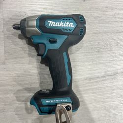 Makita XWT12 18V