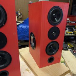 Bookshelf Speakers