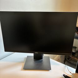 Dell Monitor 19”w X 11”h