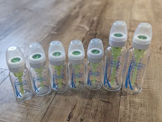 Dr Brown's glass bottles anti colic - Sherman Oaks
