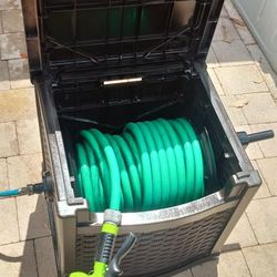 Suncast Hose Box Reel 100ft Hose Wicker PVC Storage Box  Garden Pool Car Wash Boat Dock  Irrigation Lawn