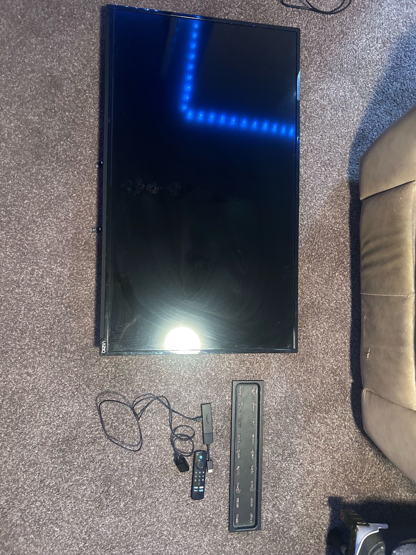 Vizio 42.5in Tv with mount. Fire stick with remote
