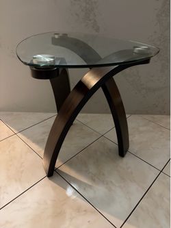 End table