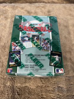 1992 Fleer Baseball FACTORY SEALED 36 Packs Wax Box NEW Unopened