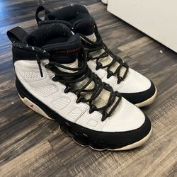 Men Jordan size 9