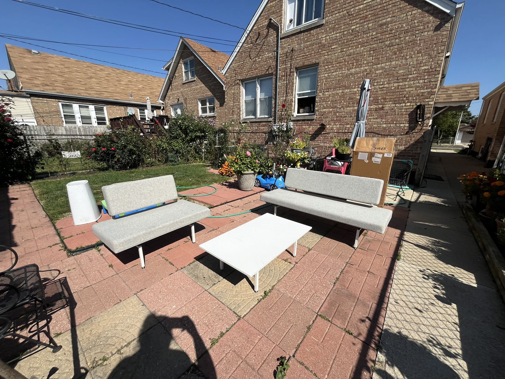 2 Couches And Table