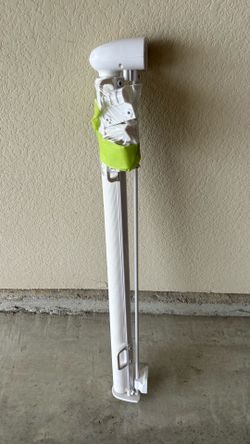 Retractable Dog Gate