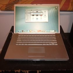 15" 15 inch Apple MacBook Pro Mac Book 2007